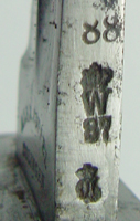 Abnahmestempel auf dem Klingenrücken