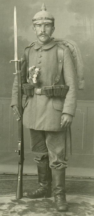 M/71 aufgepflanzt auf das Gewehr 88